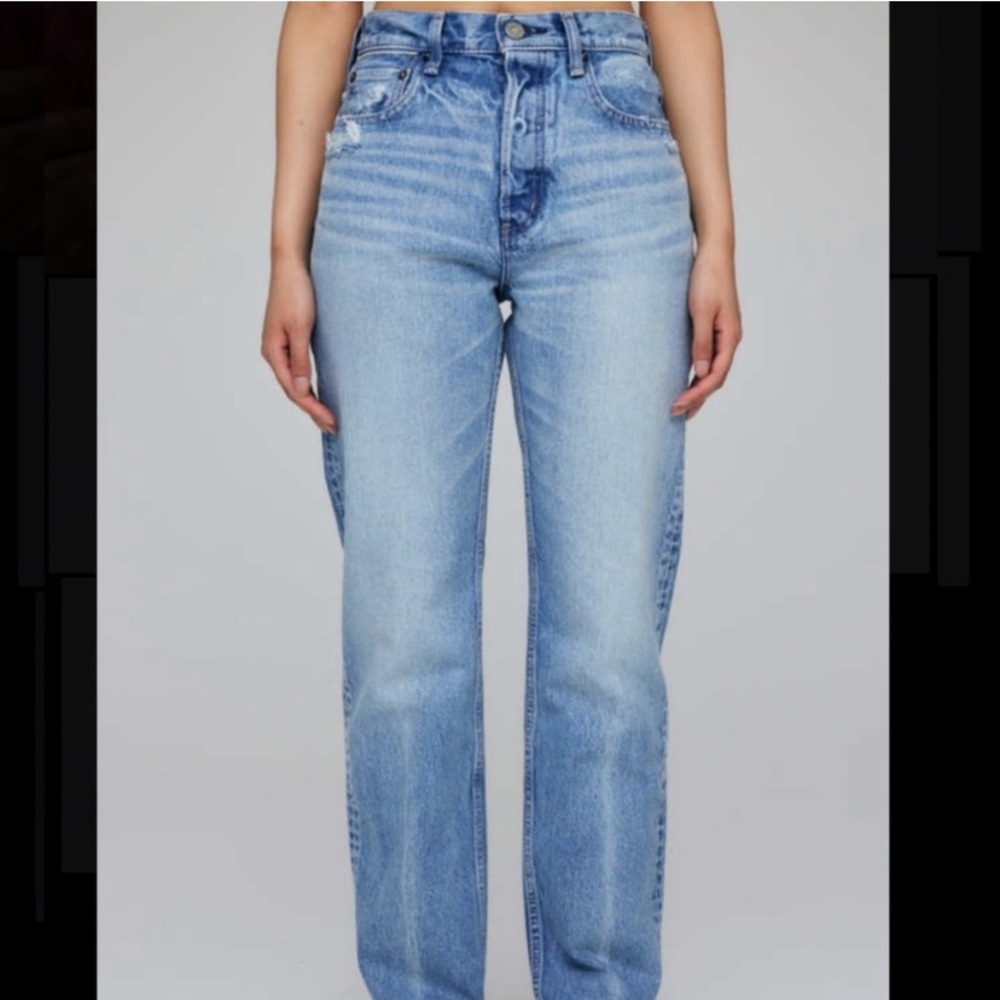 Moussy Ashleys Wide Straight Jean in Light Blue